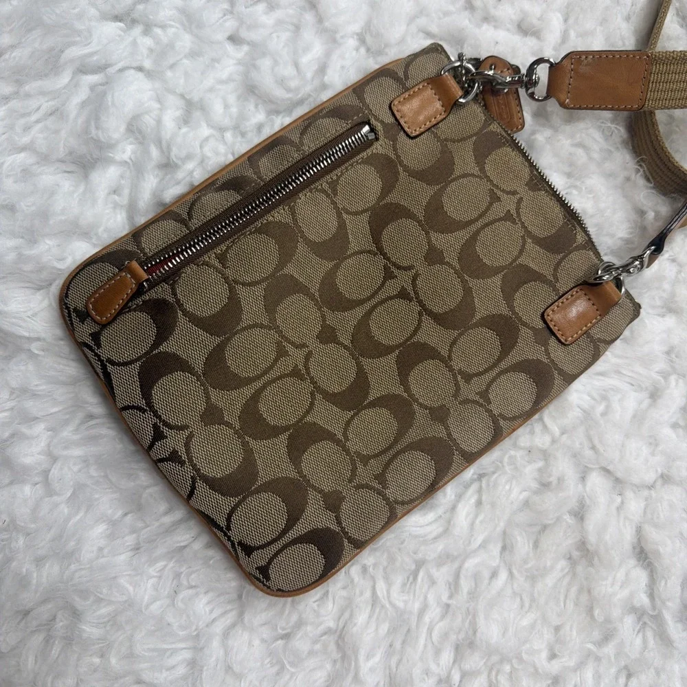 Vintage Y2K COACH Cross Body Shoulder Bag Satchel Beige Khaki Tan BIG C VTG 00's - Picture 6 of 12